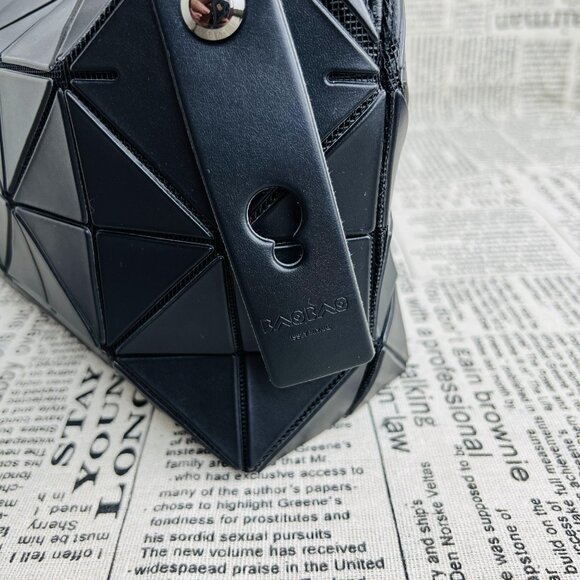 NWT Issey Miyake Bao Bao Boston Tote Bag - Picture 9 of 11